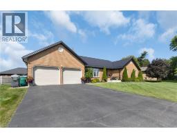 25 MCINTOSH Drive - 2