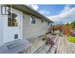 18 SUGAR MAPLE Street - 39