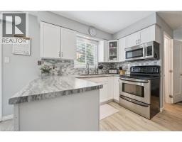 174 SUNPOINT Crescent - 14