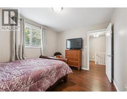 174 SUNPOINT Crescent - 23