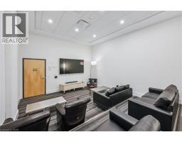 100 GARMENT Street UnitNo. 902 - 25