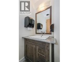 100 GARMENT Street UnitNo. 902 - 29