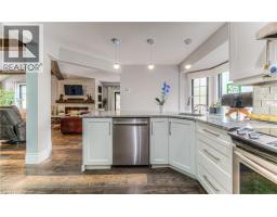3 WESTVIEW Crescent - 22