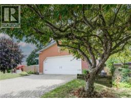 3 WESTVIEW Crescent - 3