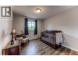 3 WESTVIEW Crescent - 31