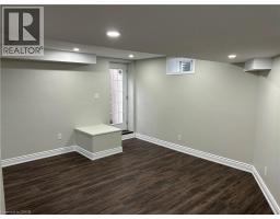3 WESTVIEW Crescent - 50