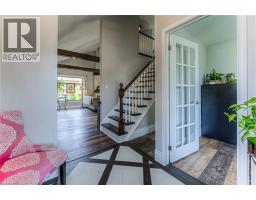 3 WESTVIEW Crescent - 6