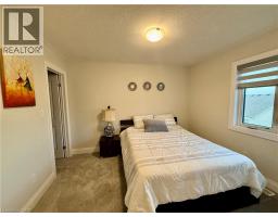 296 CHOKECHERRY CRESCENT Crescent - 32