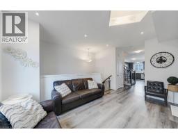120 COURT Drive UnitNo. 44 - 9