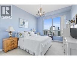 539 BELMONT Avenue W UnitNo. 906 - 14