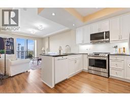539 BELMONT Avenue W UnitNo. 906 - 3