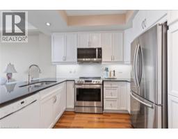 539 BELMONT Avenue W UnitNo. 906 - 4