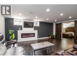 232 SHADY GLEN Crescent - 42
