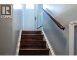77 ROBERTS Crescent - 33