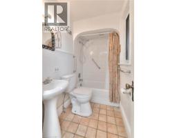 44 ELLEN Street E - 17