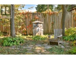 44 ELLEN Street E - 33