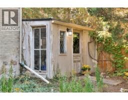 44 ELLEN Street E - 38