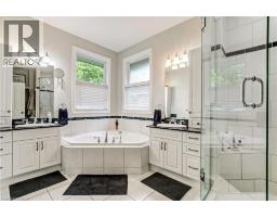 596 LAKEVIEW Drive - 18