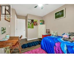 44 RAVINE Crescent - 18