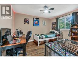 44 RAVINE Crescent - 19