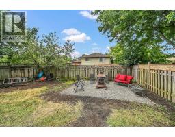 44 RAVINE Crescent - 36
