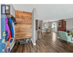 44 RAVINE Crescent - 4