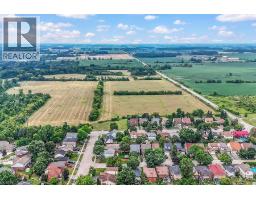 44 RAVINE Crescent - 43