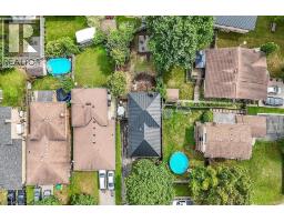 44 RAVINE Crescent - 45