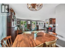 44 RAVINE Crescent - 9