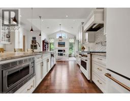 585 REGAL Place - 8