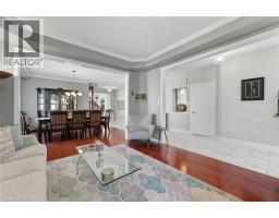 58 WINDING WOOD Crescent - 10