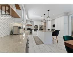 58 WINDING WOOD Crescent - 20