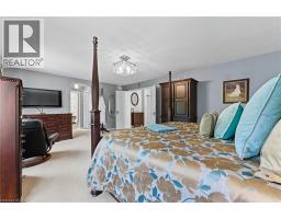 58 WINDING WOOD Crescent - 26