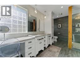 58 WINDING WOOD Crescent - 27