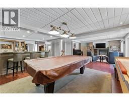 58 WINDING WOOD Crescent - 40