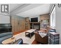 58 WINDING WOOD Crescent - 41