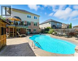 58 WINDING WOOD Crescent - 45