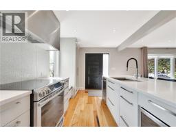 254 PINEWOOD Place - 6