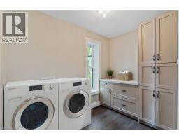 147 TALBOT Street S - 15