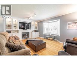 26 GOWINLOCK Court - 14