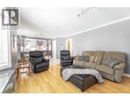 26 GOWINLOCK Court - 15