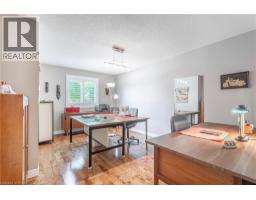 26 GOWINLOCK Court - 16