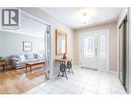 26 GOWINLOCK Court - 3