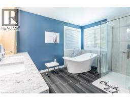 26 GOWINLOCK Court - 30