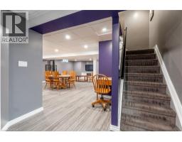 26 GOWINLOCK Court - 34