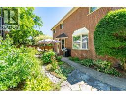 26 GOWINLOCK Court - 45
