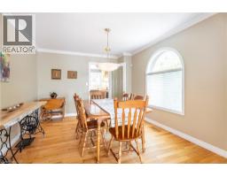 26 GOWINLOCK Court - 8