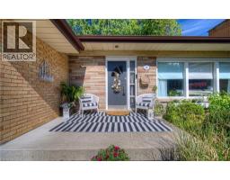 38 KINGSWAY Crescent - 3