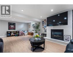 12 BRIARLEA CRES Crescent - 22
