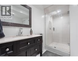 12 BRIARLEA CRES Crescent - 23